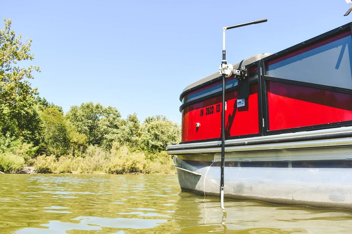 Beatdown Breakaway Transducer Pole for Pontoons